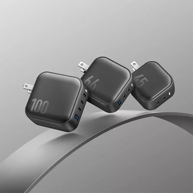 Carregador de viagem ENERGEA Travelite GAN45 45W GaN USB-C de porta dupla com adaptadores US+EU, preto