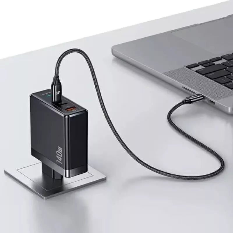 Fonte de alimentação GaN USAMS T52PD140W 140W com cabo USB-C 240W, 2xUSB-C + 1xUSB-A, carregamento rápido PD, preto (US-CC168 + US-SJ581) série UM UMXLOGTC01