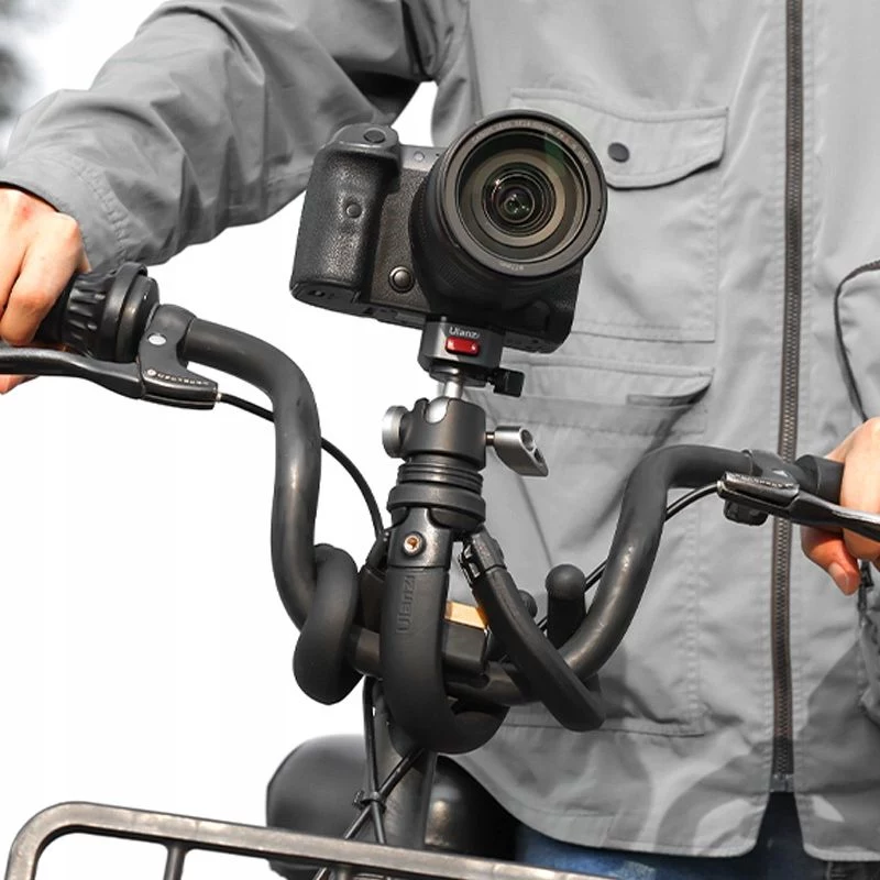 Trepé flexível Ulanzi Claw Pro com sapata fria e 3x parafusos de 1/4 polegada para câmara, smartphone, action cam