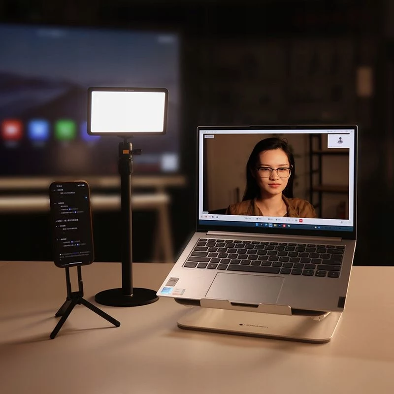 Luz de preenchimento de vídeo LED RGB ULANZI K6500 9W com fixação magnética, controlo por app Bluetooth, ecrã OLED