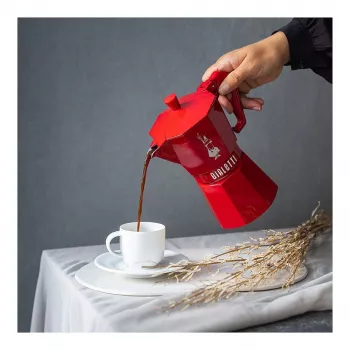 Cafeteira de fogão Bialetti Moka Exclusive 3 chávenas vermelha (9055)