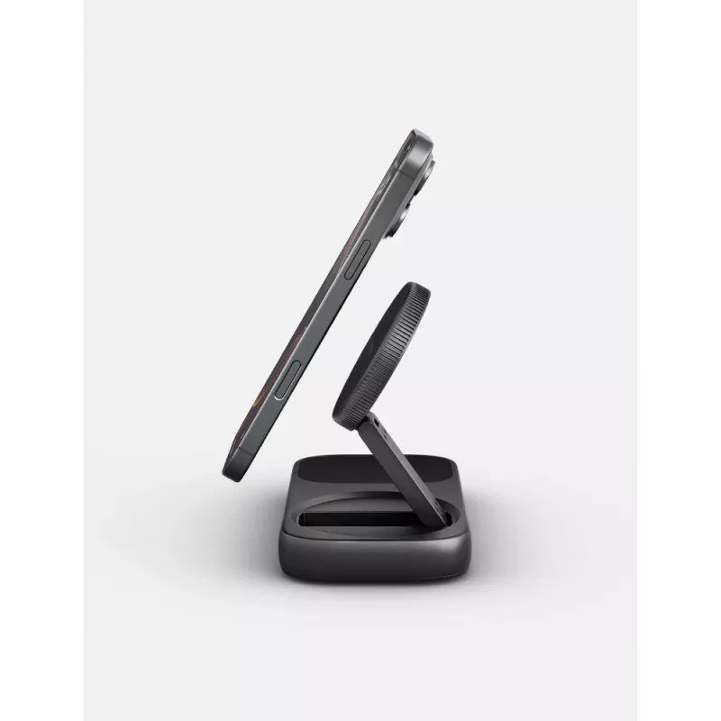 Estação de acoplamento ENERGEA WiDock Plus 7-em-1 USB-C 3.1 com carregamento sem fios Qi2, Grafite