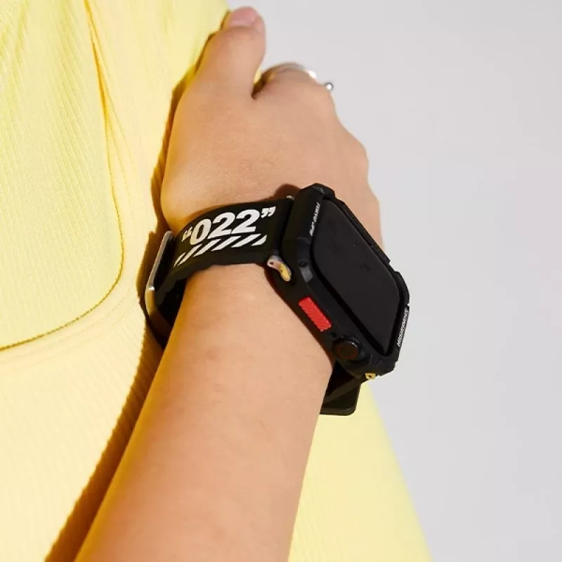 Capa SKINARMA Kurono para Apple Watch Ultra 49mm - preto