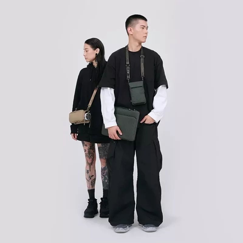 Mala SKINARMA Juno para portátil 14 polegadas Olive