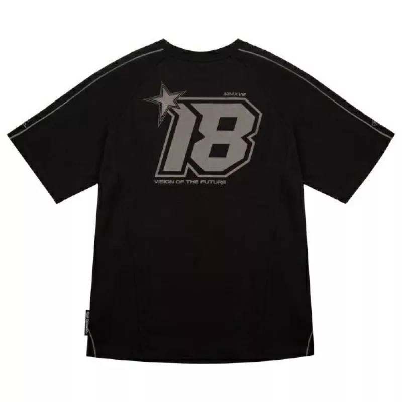 T-shirt Skinarma Delta M preta