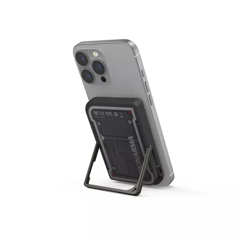 Power bank Skinarma Nexus Mecha Magnetic Kick-Stand 5000mAh 20W PD USB-C MagSafe preta