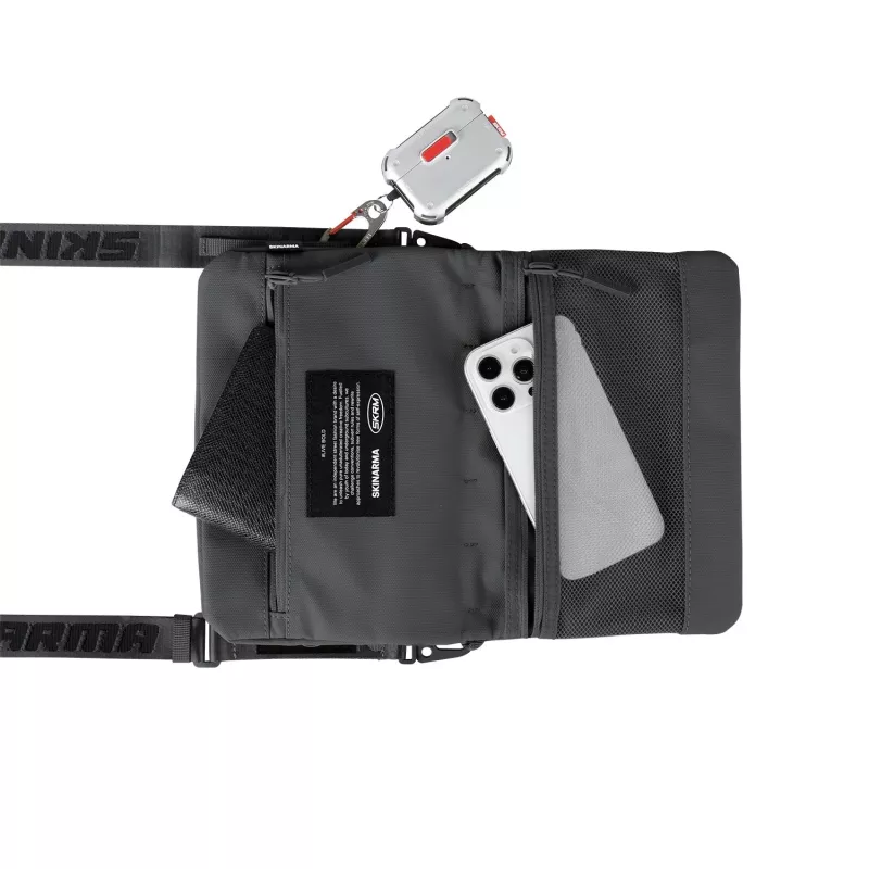 Skinarma Juno Bolsa Transversal Cinzento Escuro