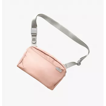 UNIQ Arden Sling 2L Preto
