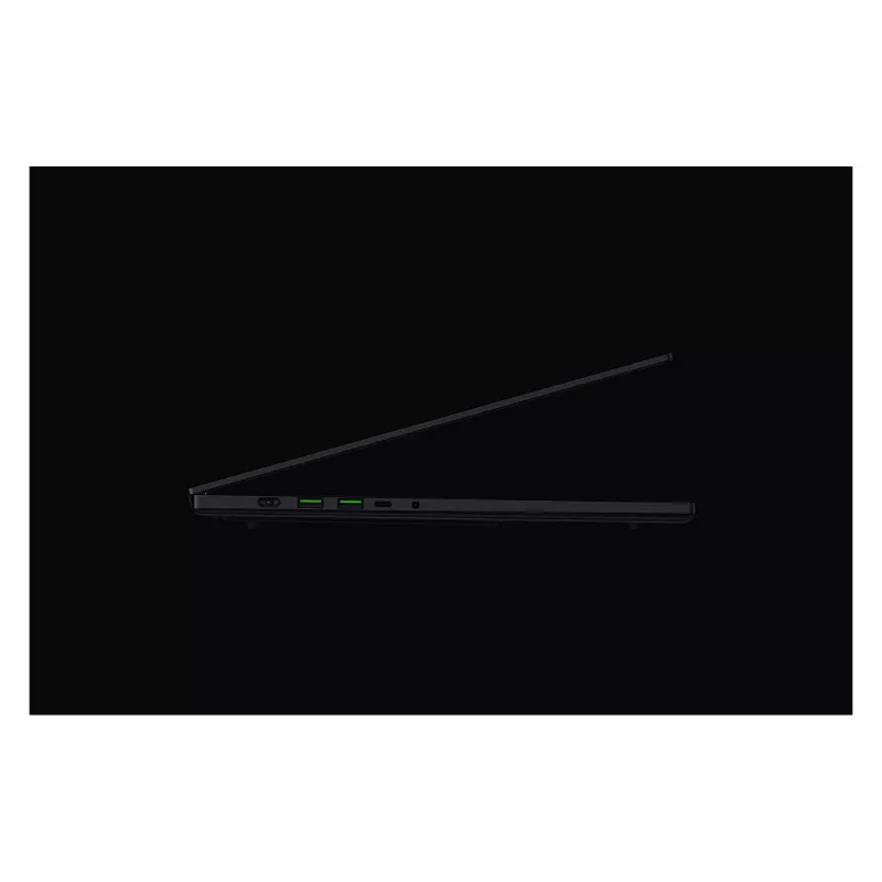 Razer Blade 16 - ecrã OLED QHD+ 240Hz de 16 polegadas, Intel Core Ultra 9 386H, 64GB RAM, 2TB SSD, NVIDIA GeForce RTX 5090, Windows 11