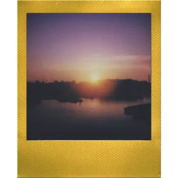 Filme instantâneo Polaroid Go / Go Gen 2 - 16 fotografias - moldura dourada