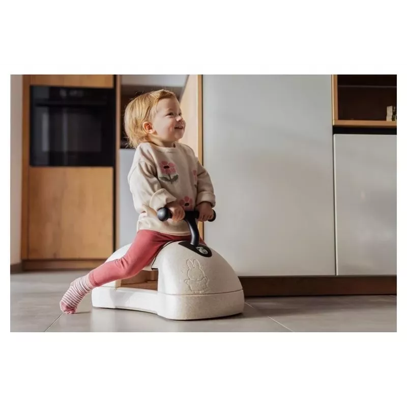 Brinquedo de passeio 3 em 1 Scoot & Ride My First Miffy 54153 areia