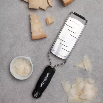 Ralador grande Microplane Gourmet preto