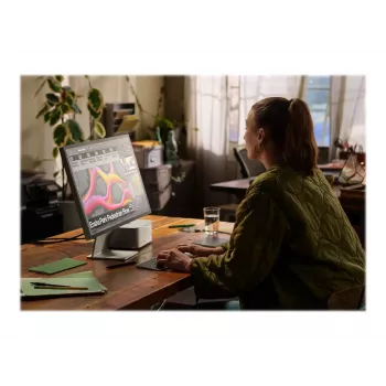 Monitor Apple Studio Display 27 polegadas 5K Retina Vidro Standard Prateado