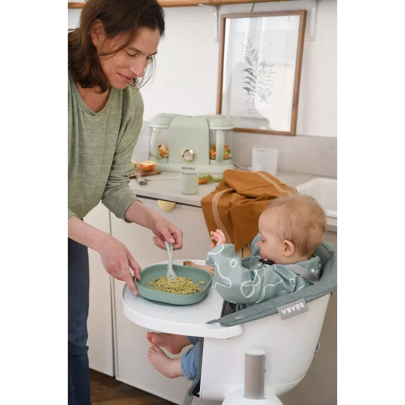 Beaba Conjunto de alimentação para bebé em silicone com base de sucção - verde salva (913603)