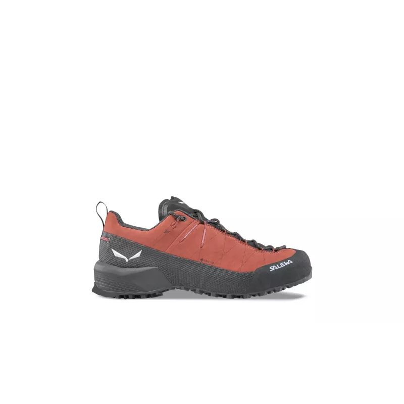 Sapatos de aproximação Salewa Wildfire Leather 2 GTX para mulher - Vermelho etrusco/preto, tamanho 36
