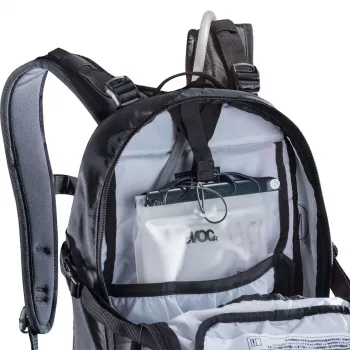 Mochila EVOC FR Enduro Blackline 16 - preto, M/L