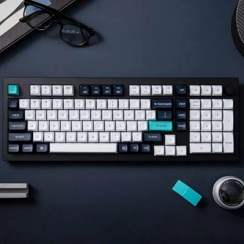 Keychron Q5M-M1 96% teclado mecânico, Gateron G Pro Red Switch, RGB Hot-Swap, Bluetooth 5.1 e USB-C, caixa em alumínio