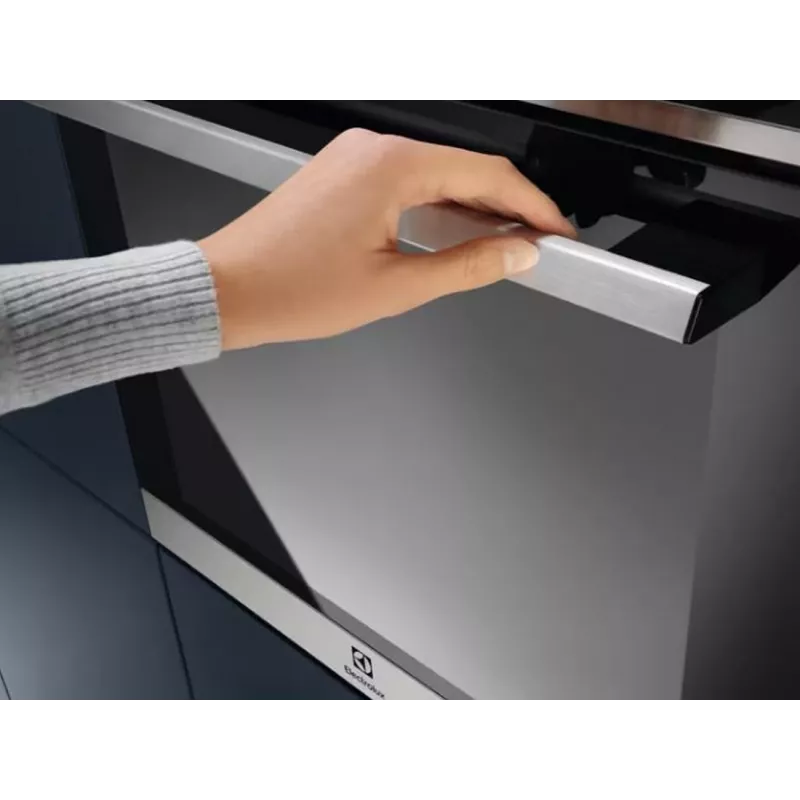 Forno de encastrar Electrolux EOD6P66WX com limpeza por pirólise, 72L, energia A+, aço inoxidável