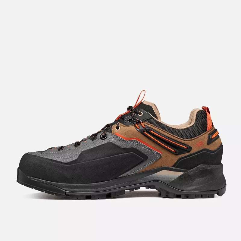 Sapatos de via ferrata Garmont Akron GTX - Dach Brown/Tango Red (EU 44,5)