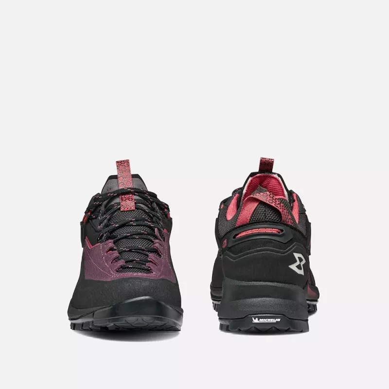 Sapatos de aproximação para mulher Garmont Akron GTX - cinzento/vermelho mineral, tamanho 39