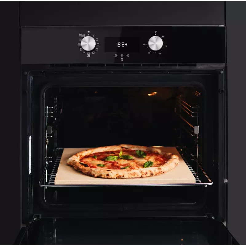 Forno multifunções pirolítico de encastrar Teka HLB 8510 P 70 L preto