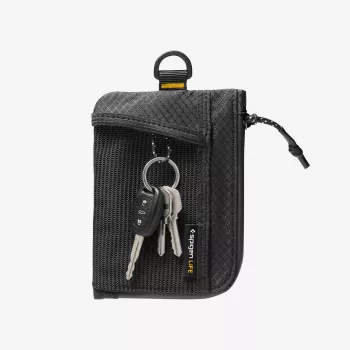 SPIGEN LF300 Porta-Cartões RFID Suave Preto