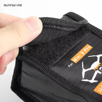 Bolsa de transporte de baterias SUNNYLIFE para DJI Mini 3 Pro / Mini 4 Pro - Para 3 baterias Li-Po (preta)