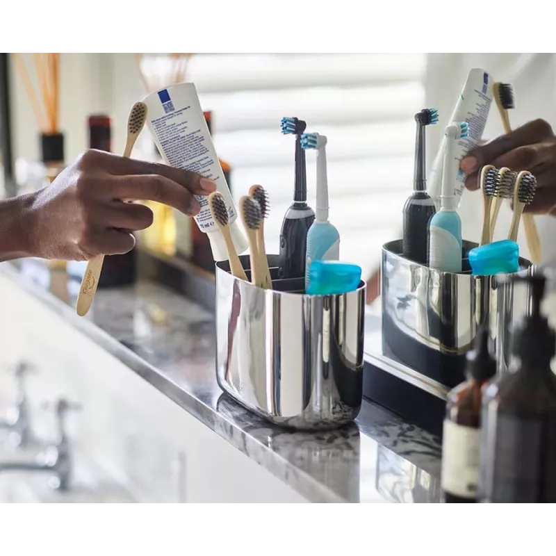 Joseph Joseph EasyStore Luxe Suporte Grande para Escovas de Dentes em Aço Inoxidável