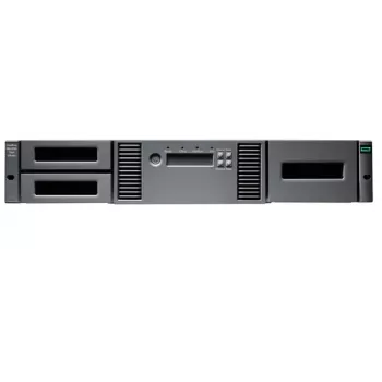 Biblioteca de fitas HPE MSL2024 LTO-9 Fibre Channel com 24 slots e 15 cassetes LTO-9