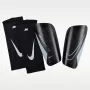 Caneleiras Nike Mercurial Lite Preto DN3611-010 Tamanho S