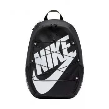 Mochila Nike Heritage Sweep Preta 25L IO8733 010