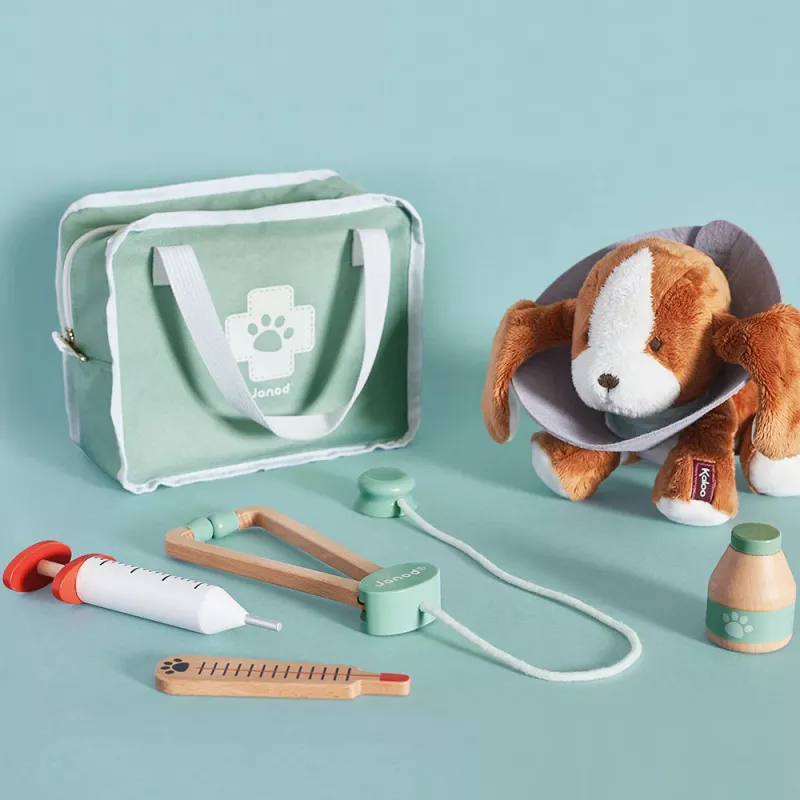 Janod conjunto de veterinário - conjunto de jogo de role-play de 10 peças com instrumentos de madeira e saco de transporte em tecido