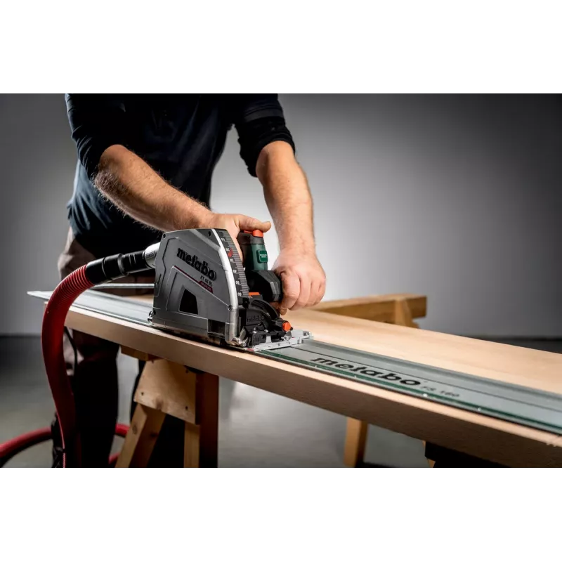 Metabo KT 66 BL serra circular sem escovas 1200 W, lâmina de 190 mm, profundidade de corte 66 mm, com mala