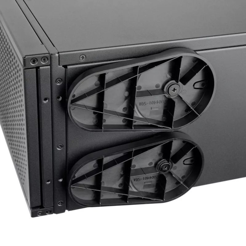Controlador de ventoinhas SilverStone RAC-CF4-440 de 4 canais, baía de 5,25 polegadas, 30W por canal, preto