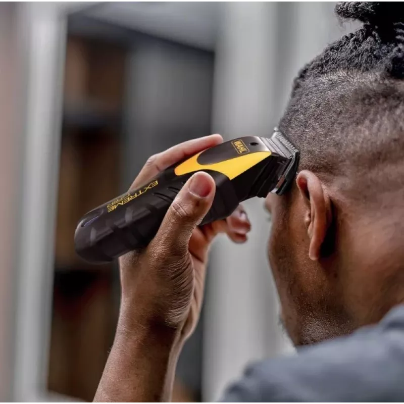 Wahl EXTREME GRIP máquina de cortar cabelo 3031752 | máquina de cortar cabelo com alimentação elétrica com 9 pentes codificados por cor