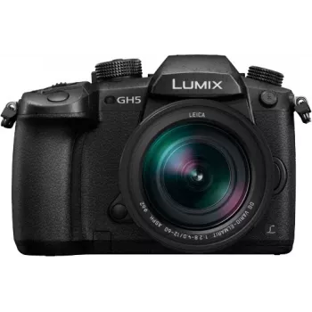 Câmara de sistema Panasonic Lumix DC-GH5LEG-K com objetiva Leica DG Vario-Elmarit 12-60mm f/2.8-4 ASPH. POWER O.I.S., 20,3MP Micro Four Thirds, vídeo 4K 60p, Dual I.S. 2 de 5 eixos, Wi-Fi/Bluetooth, resistente a salpicos e ao frio, preto