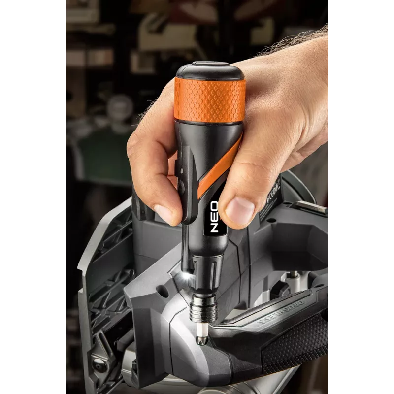 NEO TOOLS 04-200 Chave de fendas a bateria USB-C 3,6 V com 10 bits e mala de plástico