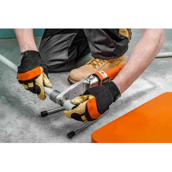 NEO TOOLS Máquina de soldar tubos de plástico 900W com 6 tamanhos de matrizes (20-63mm) para tubos PPR, PE, PB, temperatura regulável 0-300°C, matrizes PTFE antiaderentes, com mala metálica