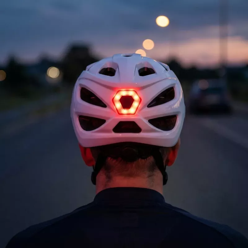 Vayox Speed Capacete de bicicleta LED branco brilhante tamanho M