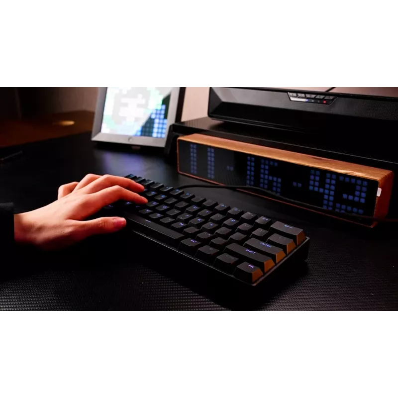 Teclado gaming magnético Hall Effect MCHOSE Ace 60 Pro, TTC Uranus Magnetic Switch-SE, preto (Ace60-5A)