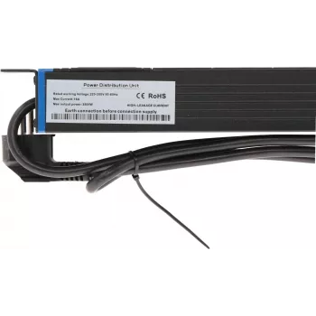 Régua de tomadas DSIT DS-8PDU-MO 19 polegadas 8 tomadas com proteção contra sobrecarga master, cabo de 0,48 m, preta