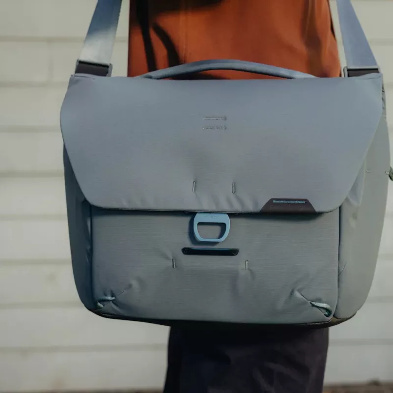 Peak Design Everyday Messenger V2 mala a tiracolo, 13L, ocean (BEDM-13-DS-3)