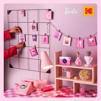 Moldura de papel Kodak x Barbie para fotos 2x3