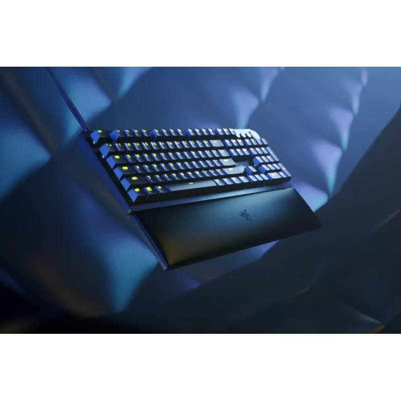 Razer Huntsman V2 teclado gaming ótico com fios, switches Linear Red, disposição nórdica, RGB, preto (RZ03-03930600-R3N1)