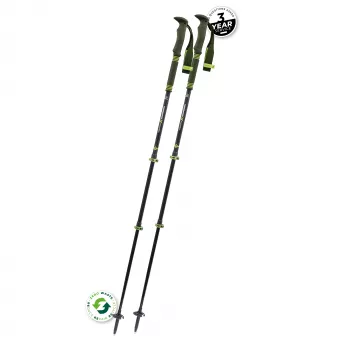 Bastões de trekking telescópicos Komperdell Carbon Pro Zero, haste em carbono com parte inferior em titanal, Powerlock 3.0, punho Trek Pro 280 Foam, prato Vario