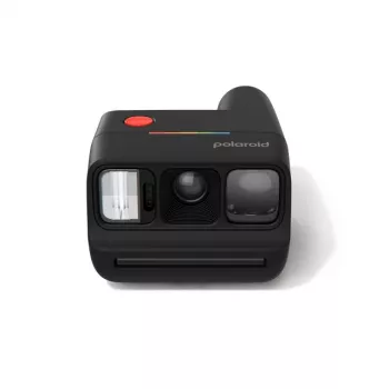 Câmara instantânea Polaroid Go Gen 3, Preta (9192)