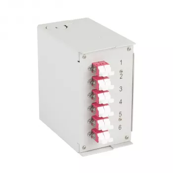 EFB Caixa de distribuição de fibra ótica para calha DIN OM4, 12x pigtail LC, 6x acoplador LC duplex, cinzento claro