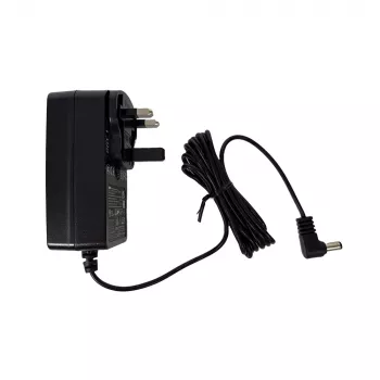 Fonte de alimentação UK Labelmate para MC/MC+ 15V-DC. Incluída