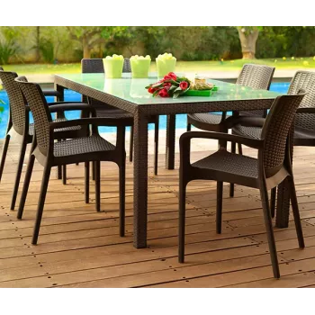 KETER Cadeira de jardim Bali Mono Castanha – Poltrona exterior empilhável com tecido Textilene, resistente a UV e à água, estrutura de aço com pintura em pó