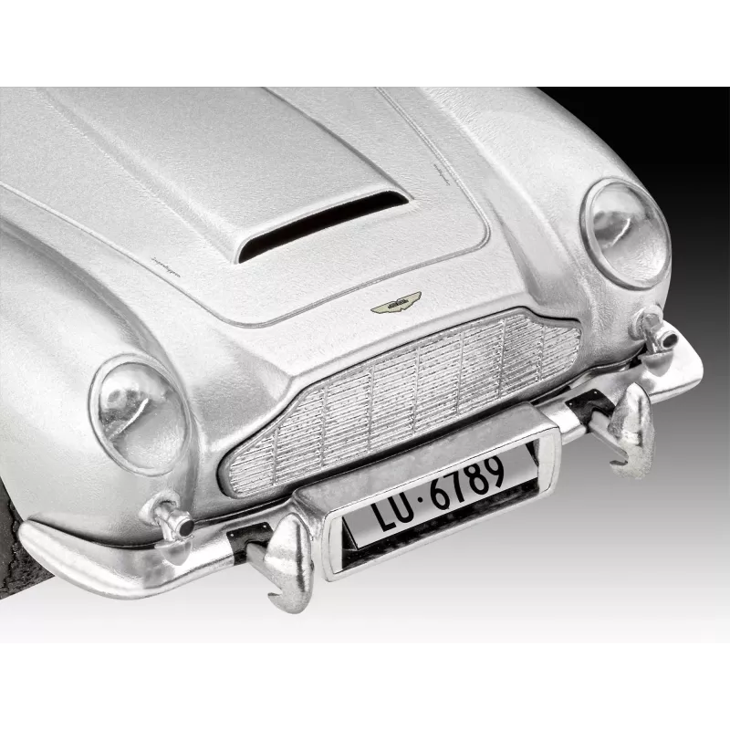 Calendário de advento com maquete Revell James Bond Aston Martin DB5 1:64